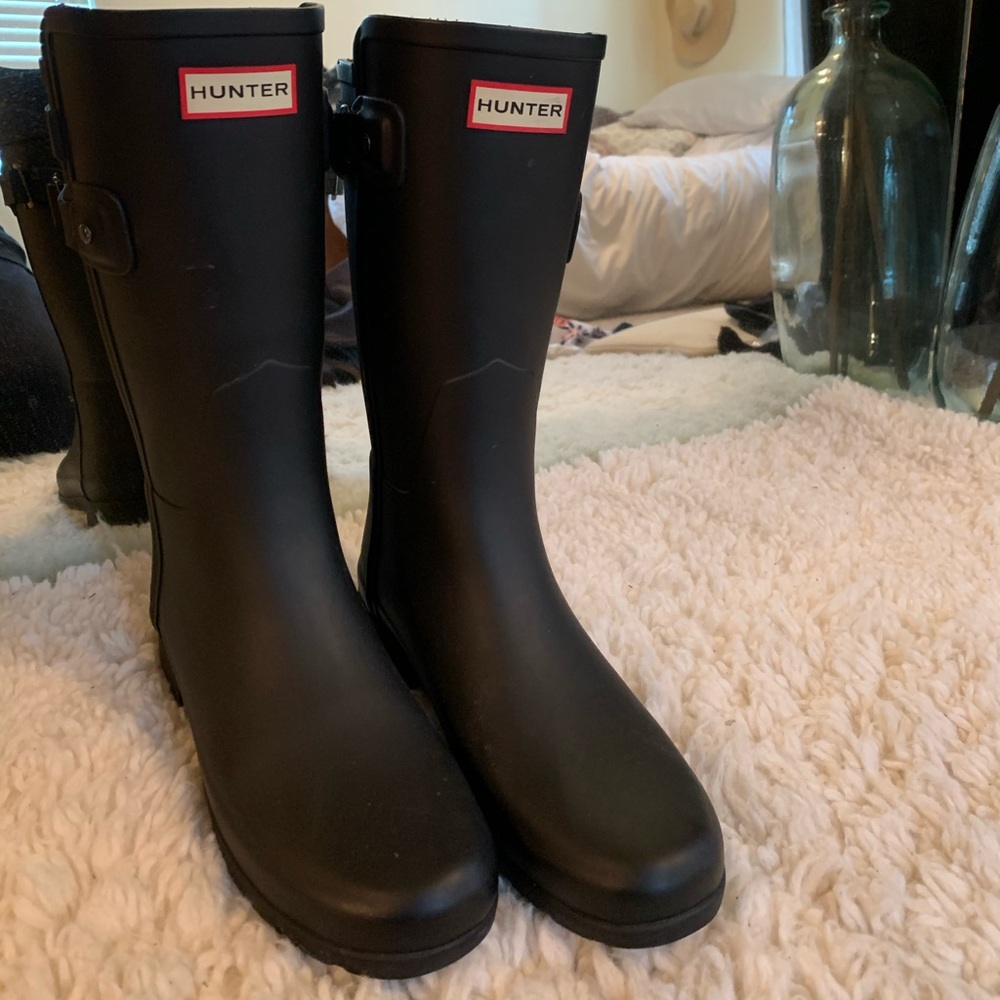 Black Mid Hunter Boots